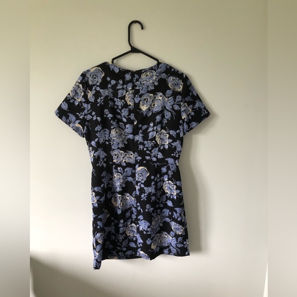 Forever21 Floral Mini Dress - Picture 5 of 6